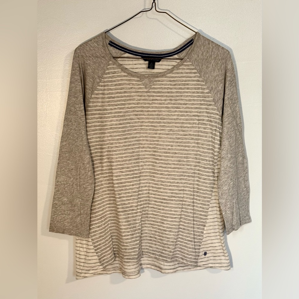 Tommy Hilfiger Striped 3/4 Sleeve Top, Medium, Gray/White